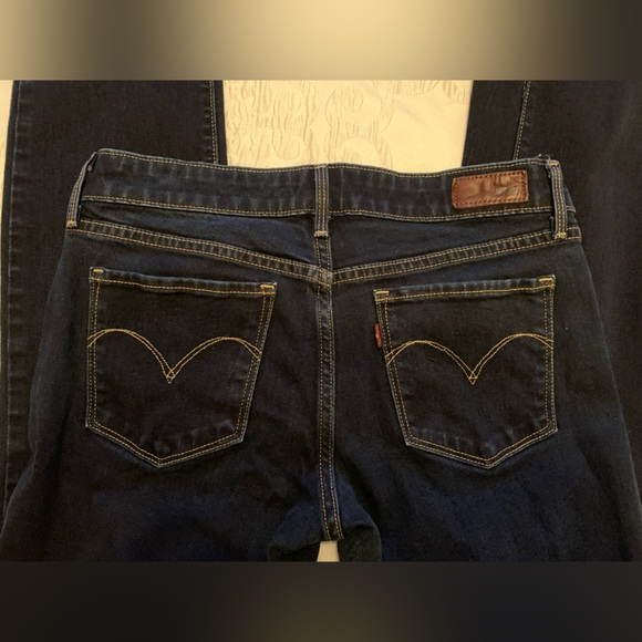 Levi’s Jeans - Picture 5 of 11